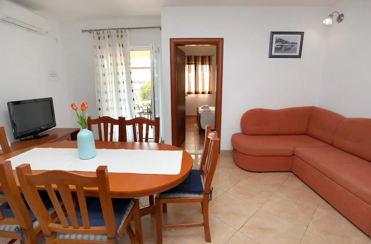 Vila Kuzmanic Trogir Croatia