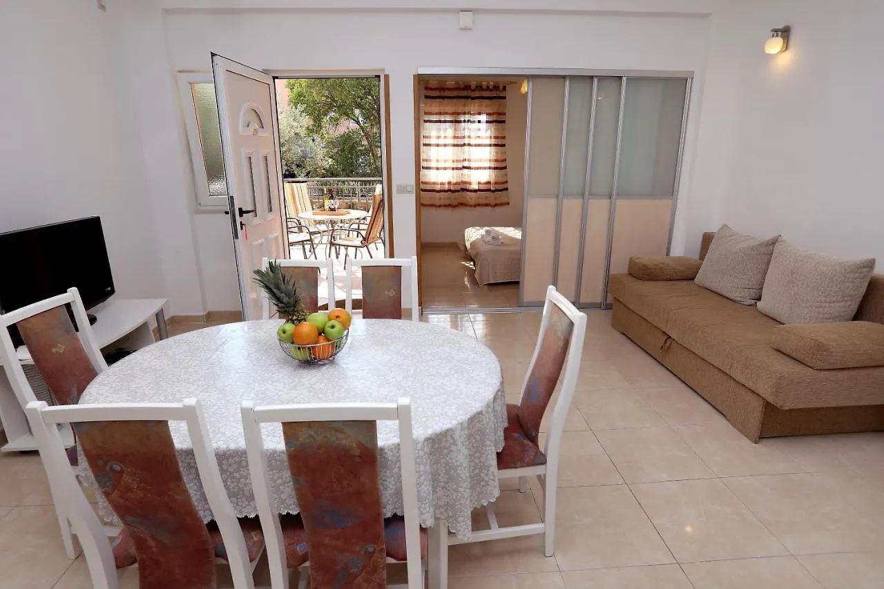 Vila Kuzmanic Trogir Croatia