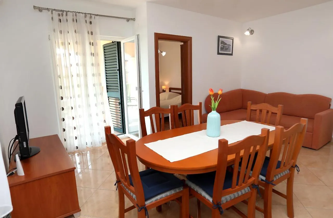 Apartment Vila Kuzmanic Trogir Croatia